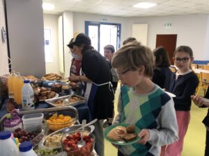 Bol de pâtes au profit des Amis des Enfants du Monde