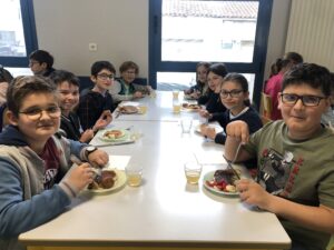 Bol de pâtes au profit des Amis des Enfants du Monde