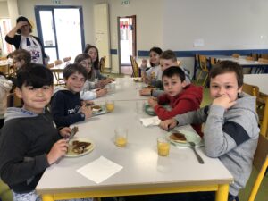 Bol de pâtes au profit des Amis des Enfants du Monde